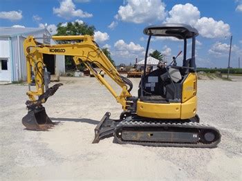 KOBELCO SK30 Mini (up to 12,000 lbs) Excavators For Sale